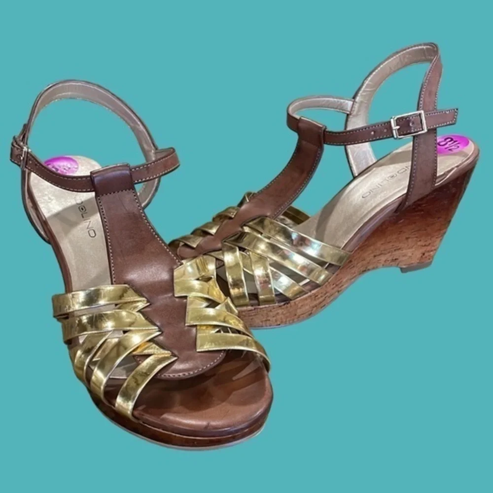 BANDOLINO  PLATFORM SANDLES Gold Brown‎ Wood Wedges Size 8 1/2
